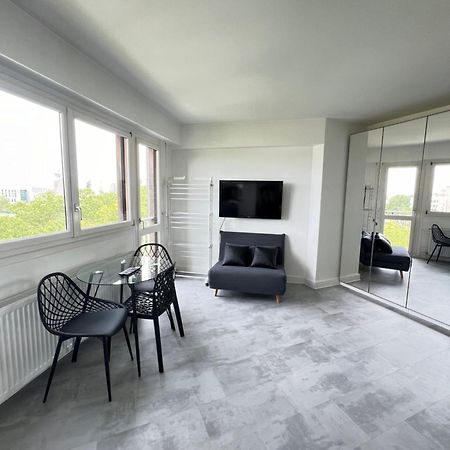 Apartment Home In Paris With View, 15Min Direct To Center Екстериор снимка
