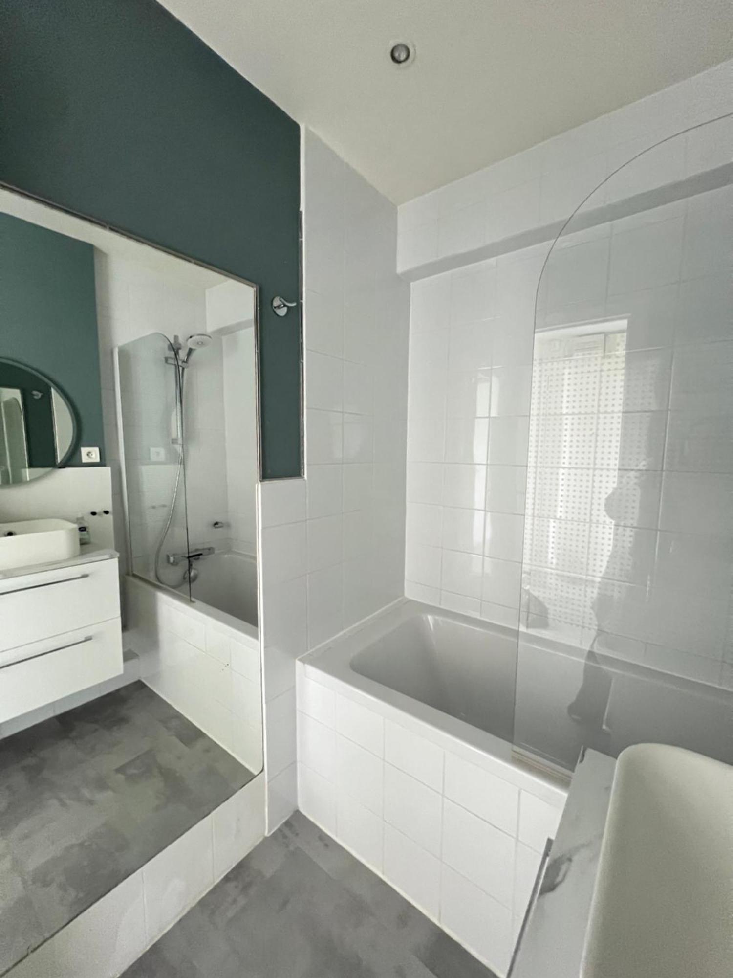 Apartment Home In Paris With View, 15Min Direct To Center Екстериор снимка