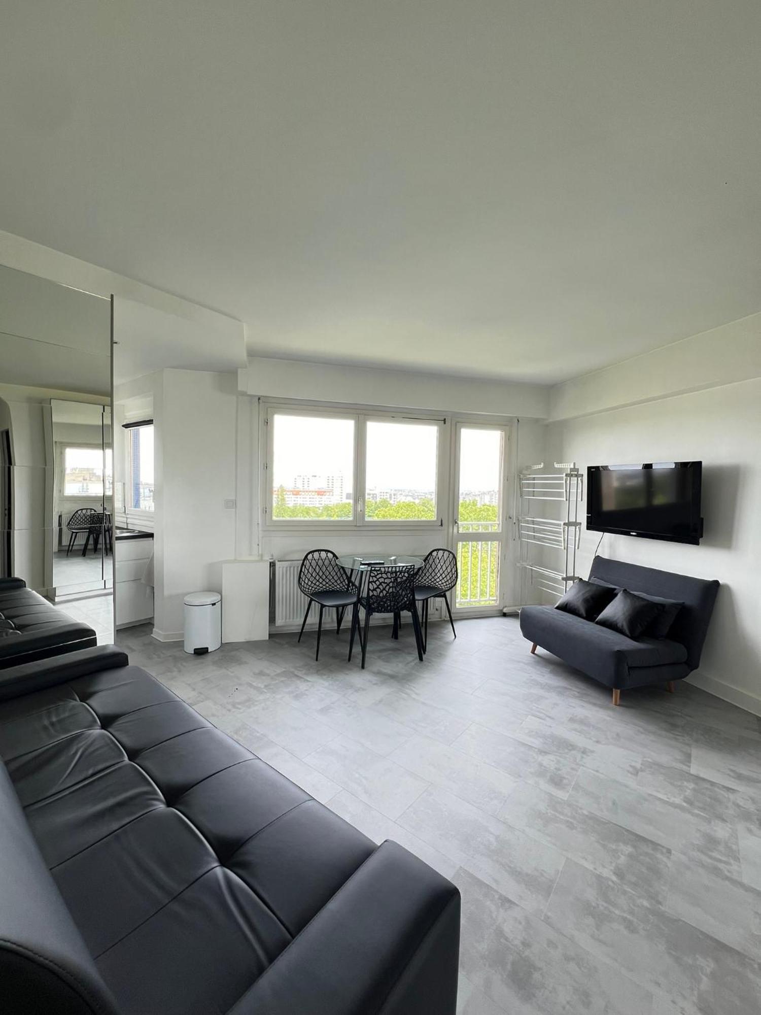 Apartment Home In Paris With View, 15Min Direct To Center Екстериор снимка